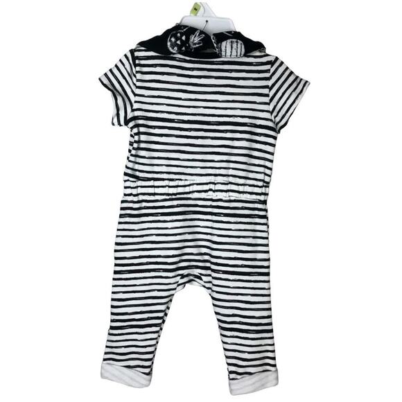 Focus Kids Black And White Striped Coverall and Pineapple Bib Set Size 3 Months - Picture 3 of 4
